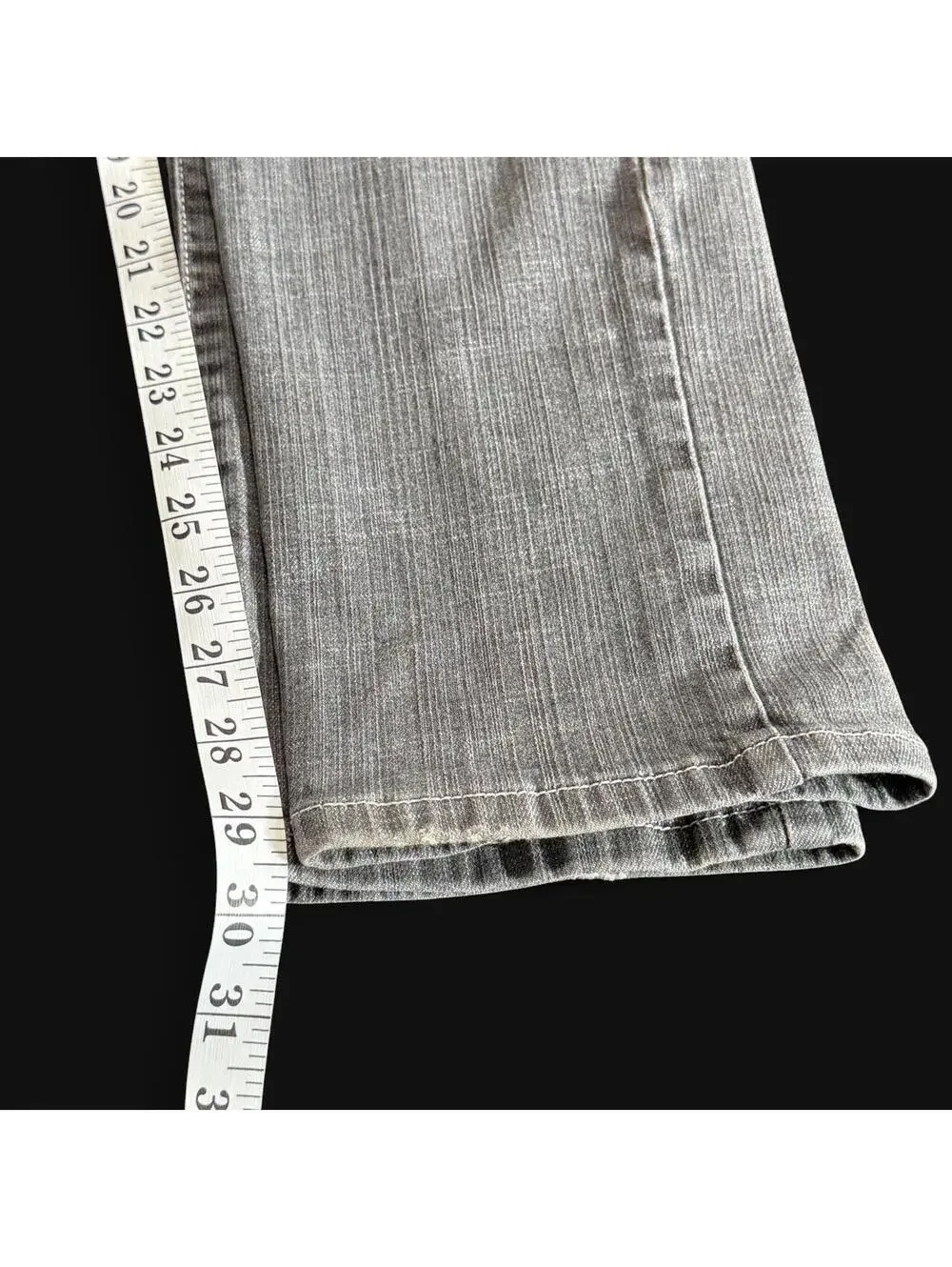 Chico's Platinum Gray Embroidered Jeans Size 0.5